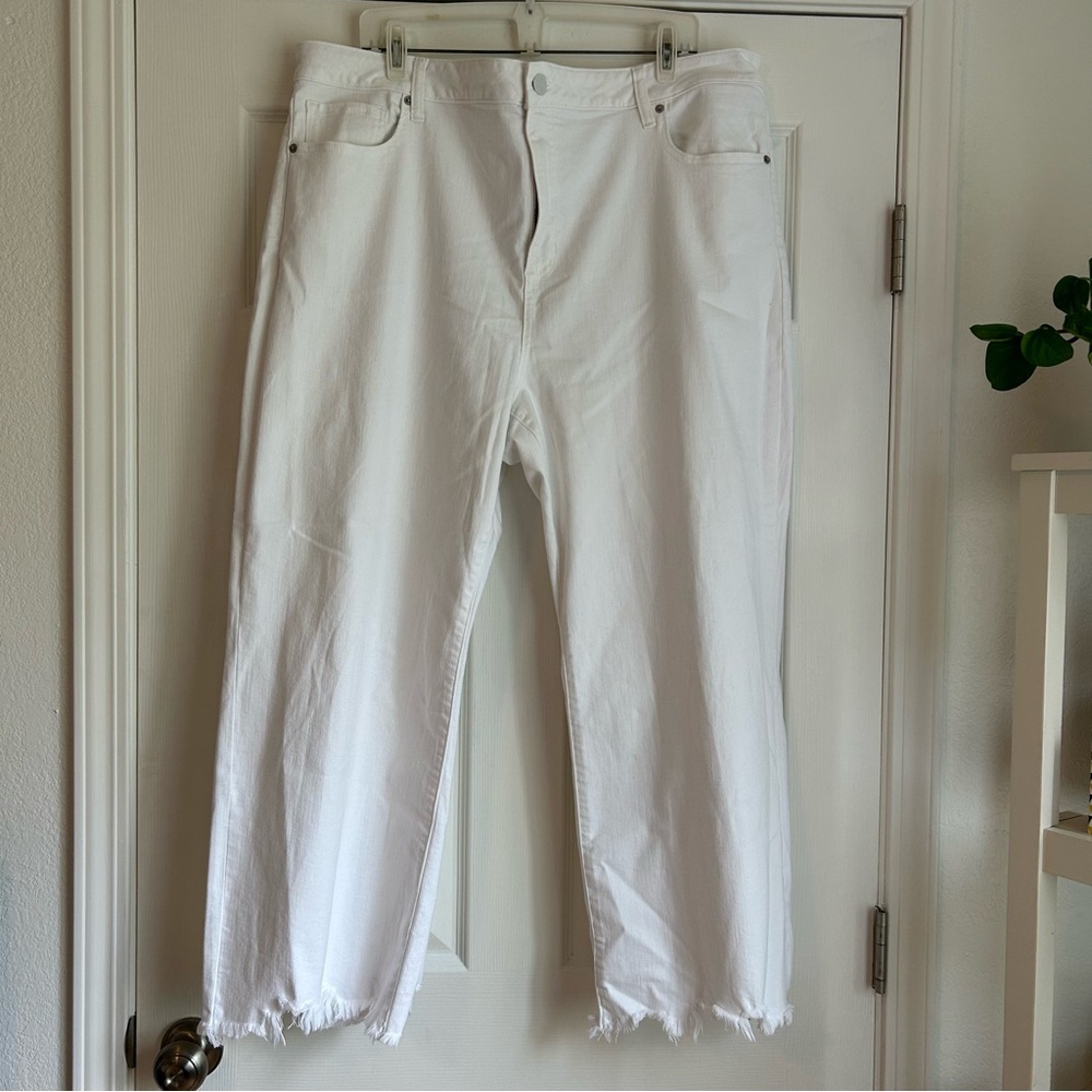Sneak Peek mid rise straight leg white denim pants raw hem size 20 nwt